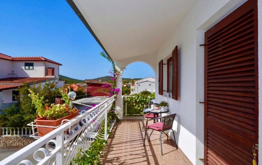 Apartments Paz Vinisce Exterior photo