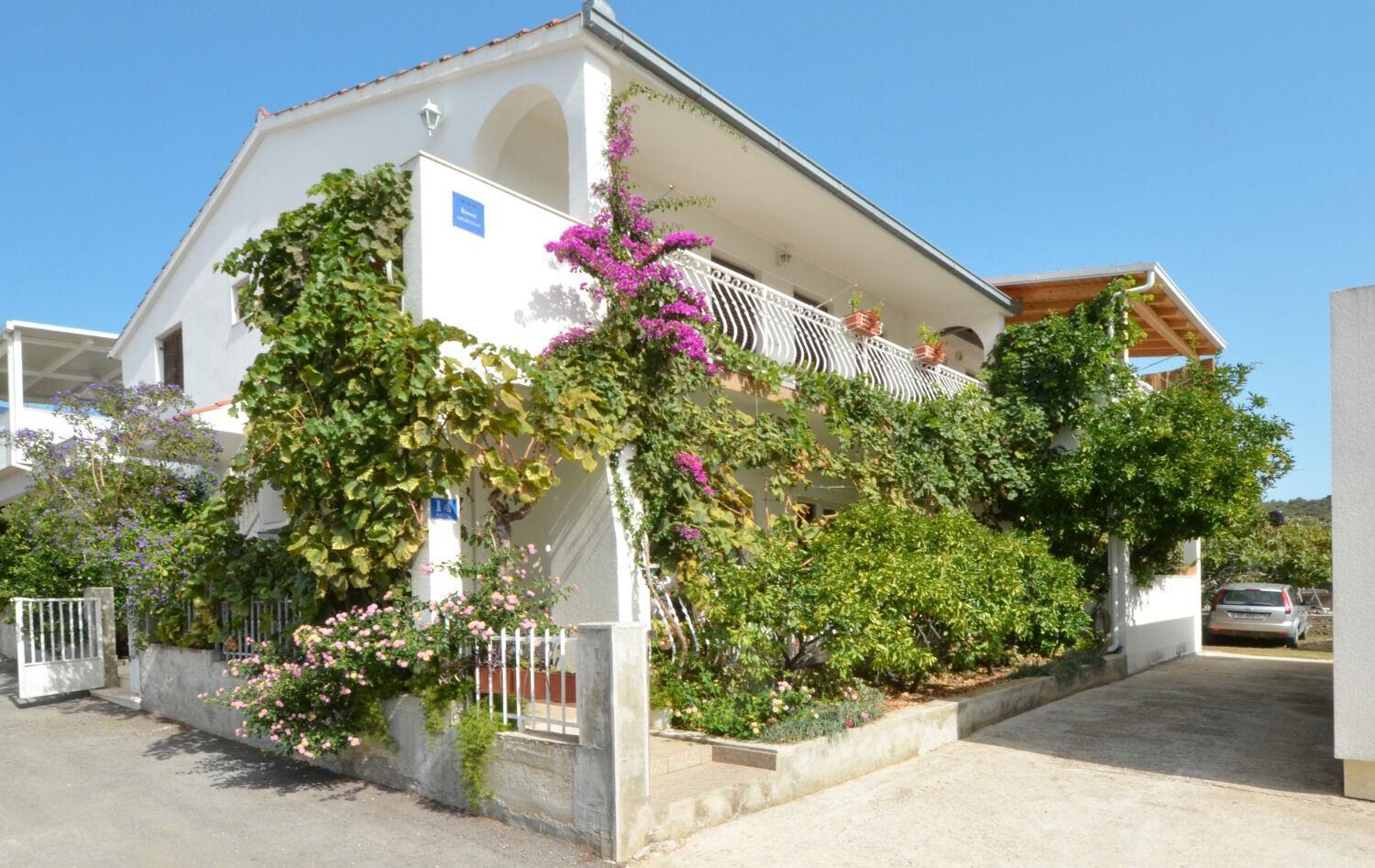 Apartments Paz Vinisce Exterior photo